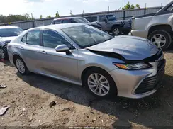 4T1C11AK7MU572743 2021 TOYOTA CAMRY