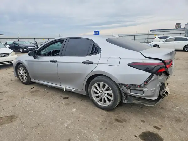 4T1C11AK7MU591809 2021 TOYOTA CAMRY - Image 2