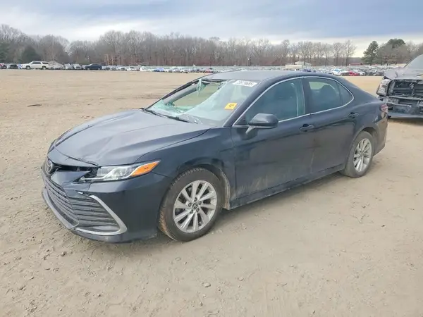 4T1C11AK7MU599571 2021 TOYOTA CAMRY - Image 1