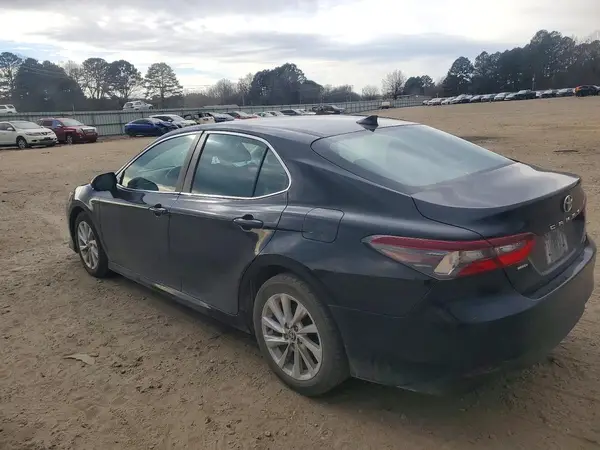 4T1C11AK7MU599571 2021 TOYOTA CAMRY - Image 2