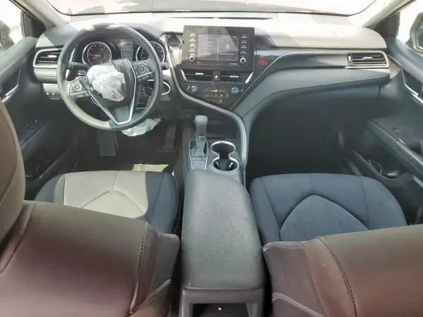 4T1C11AK7NU001772 2022 TOYOTA CAMRY - Image 8