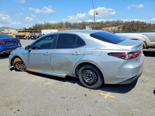 4T1C11AK7NU027725 2022 TOYOTA CAMRY - Image 2