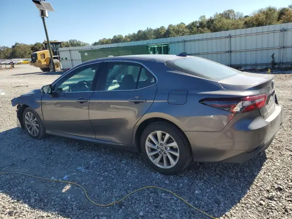 4T1C11AK7NU042788 2022 TOYOTA CAMRY - Image 2