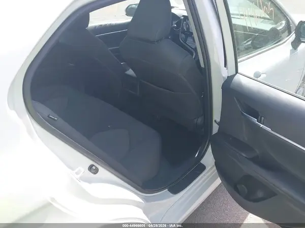 4T1C11AK7NU051362 2022 TOYOTA CAMRY - Image 8