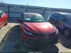 4T1C11AK7NU621456 2022 TOYOTA CAMRY
