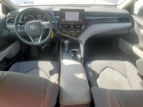 4T1C11AK7NU631842 2022 TOYOTA CAMRY - Image 8