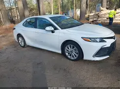 4T1C11AK7NU642324 2022 TOYOTA CAMRY