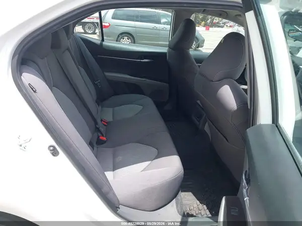 4T1C11AK7NU645630 2022 TOYOTA CAMRY - Image 8