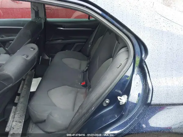 4T1C11AK7NU659978 2022 TOYOTA CAMRY - Image 8