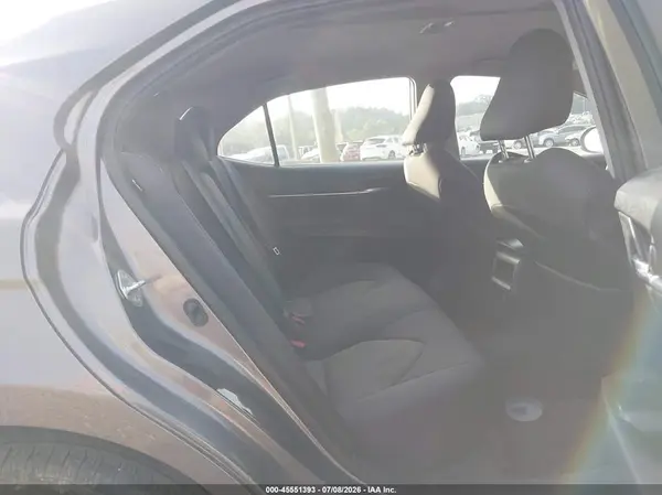 4T1C11AK7NU664601 2022 TOYOTA CAMRY - Image 8