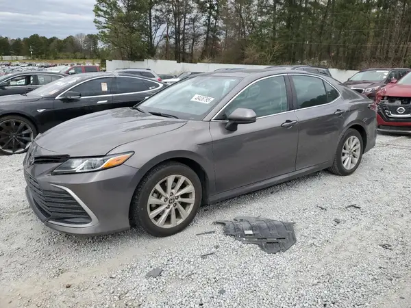 4T1C11AK7NU673993 2022 TOYOTA CAMRY - Image 1