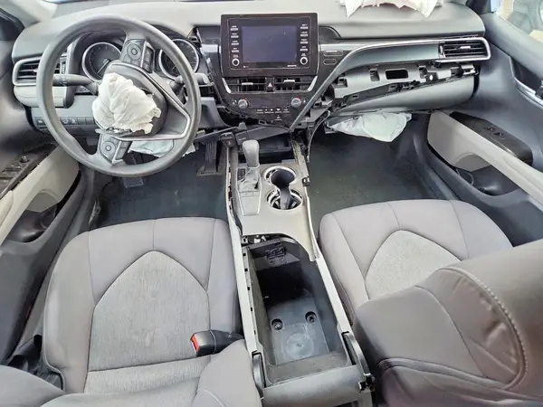 4T1C11AK7NU678160 2022 TOYOTA CAMRY - Image 8