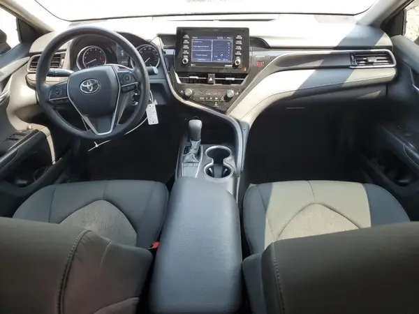 4T1C11AK7NU689014 2022 TOYOTA CAMRY - Image 8