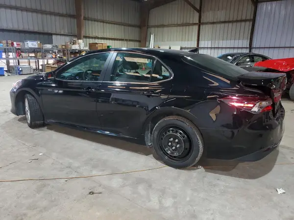 4T1C11AK7NU710346 2022 TOYOTA CAMRY - Image 2