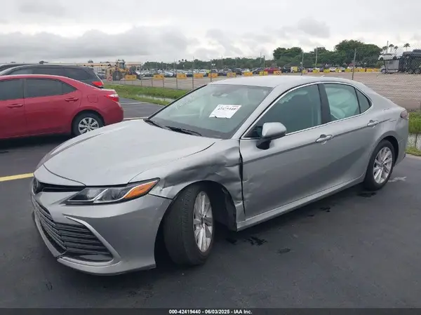 4T1C11AK7PU080654 2023 TOYOTA CAMRY - Image 2