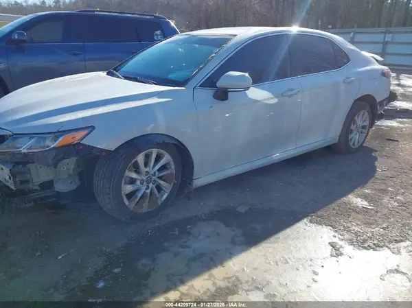4T1C11AK7PU085045 2023 TOYOTA CAMRY - Image 2