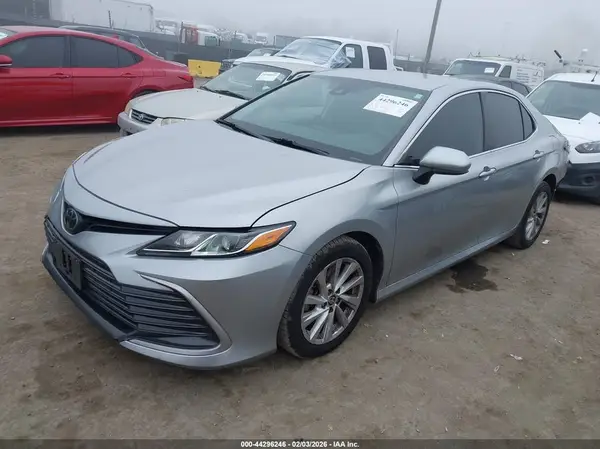 4T1C11AK7PU105763 2023 TOYOTA CAMRY - Image 2