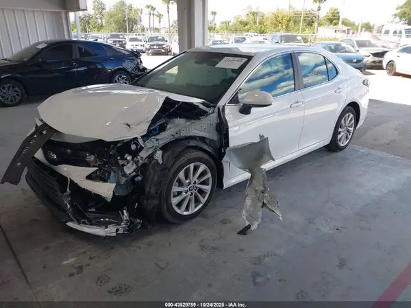 4T1C11AK7PU107450 2023 TOYOTA CAMRY - Image 2