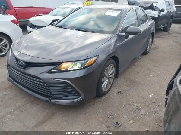 4T1C11AK7PU131120 2023 TOYOTA CAMRY - Image 2