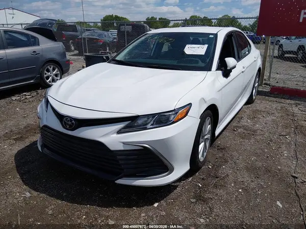 4T1C11AK7PU136186 2023 TOYOTA CAMRY - Image 2