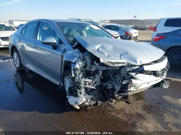 4T1C11AK7PU138228 2023 TOYOTA CAMRY - Image 1