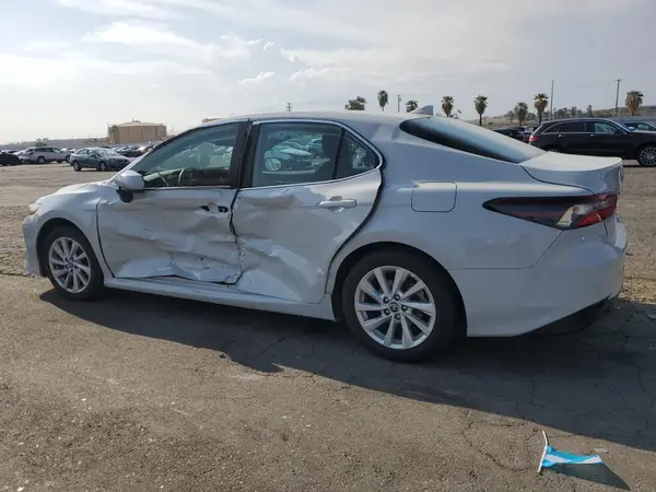 4T1C11AK7PU154994 2023 TOYOTA CAMRY - Image 2
