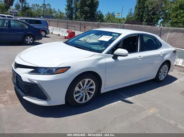 4T1C11AK7PU165770 2023 TOYOTA CAMRY - Image 2