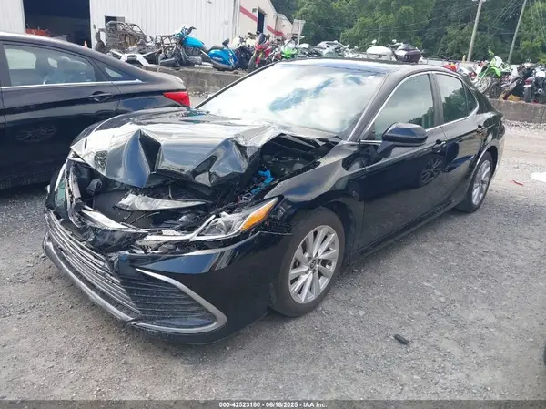 4T1C11AK7PU741356 2023 TOYOTA CAMRY - Image 2