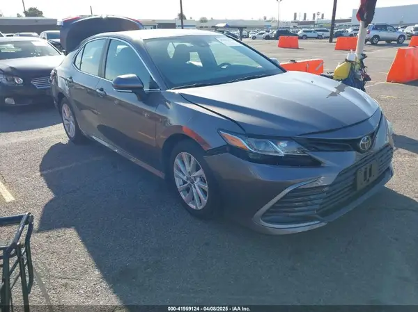 4T1C11AK7PU749988 2023 TOYOTA CAMRY - Image 1