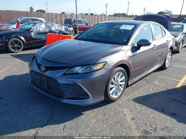 4T1C11AK7PU749988 2023 TOYOTA CAMRY - Image 2