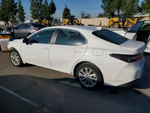 4T1C11AK7PU760053 2023 TOYOTA CAMRY - Image 2