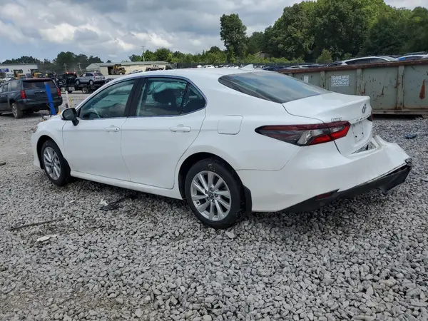 4T1C11AK7PU818016 2023 TOYOTA CAMRY - Image 2