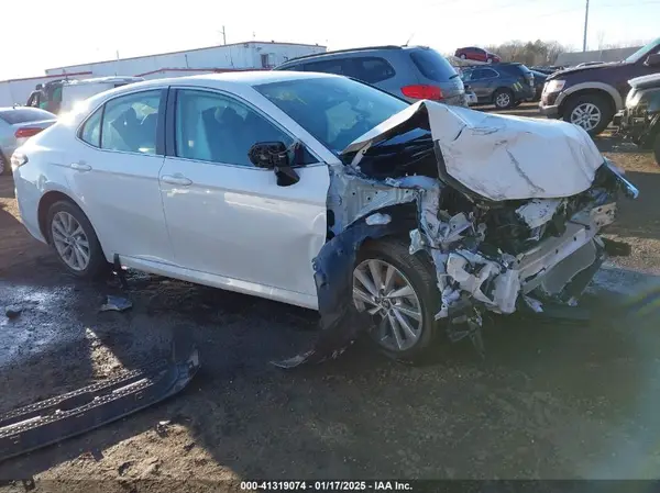 4T1C11AK7PU821448 2023 TOYOTA CAMRY - Image 1
