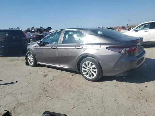 4T1C11AK7PU836323 2023 TOYOTA CAMRY - Image 2