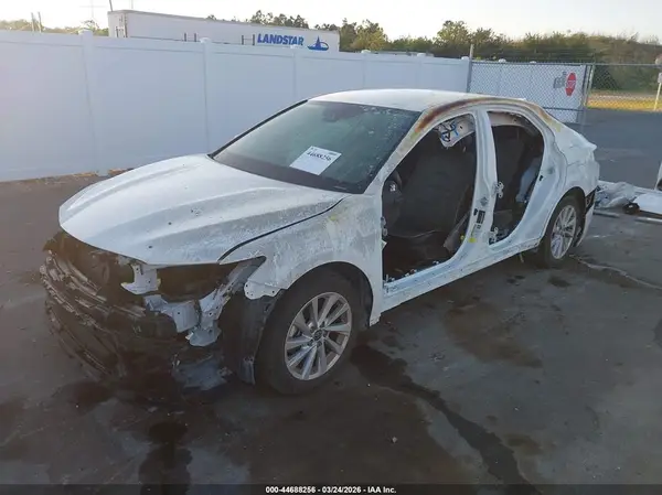 4T1C11AK7RU189683 2024 TOYOTA CAMRY - Image 2
