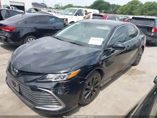 4T1C11AK7RU196178 2024 TOYOTA CAMRY - Image 2