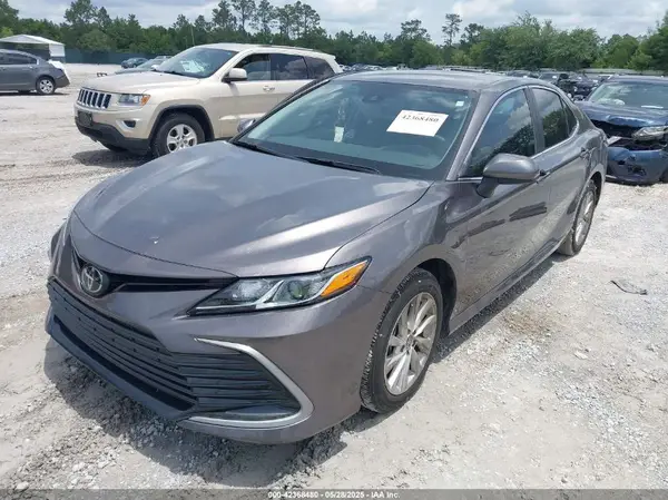 4T1C11AK7RU208815 2024 TOYOTA CAMRY - Image 2