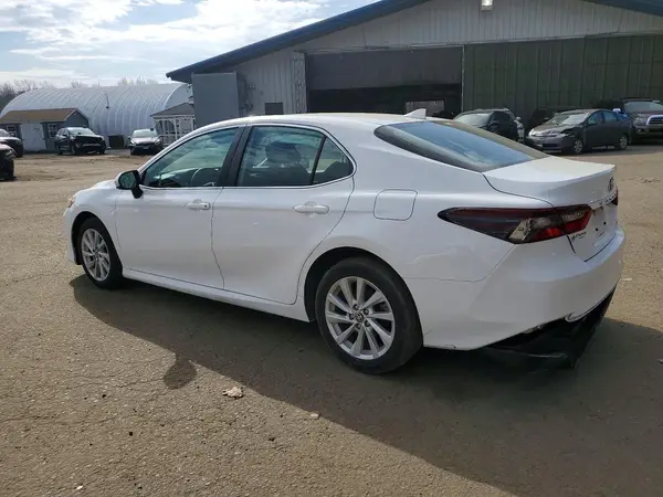 4T1C11AK7RU211228 2024 TOYOTA CAMRY - Image 2