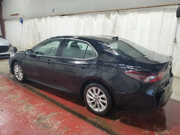 4T1C11AK7RU221810 2024 TOYOTA CAMRY - Image 2