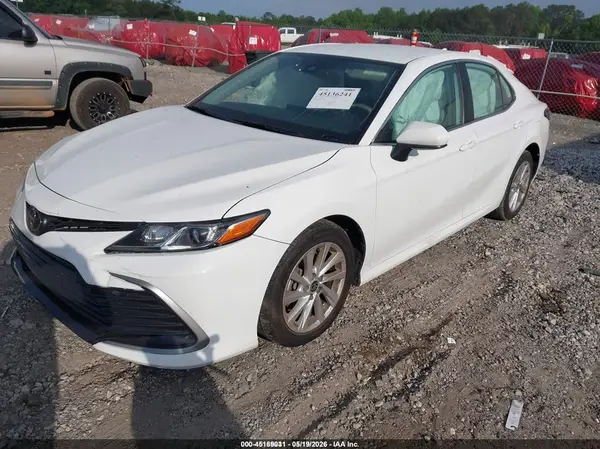 4T1C11AK7RU226537 2024 TOYOTA CAMRY - Image 2