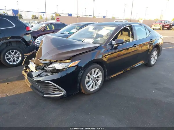 4T1C11AK7RU230880 2024 TOYOTA CAMRY - Image 2