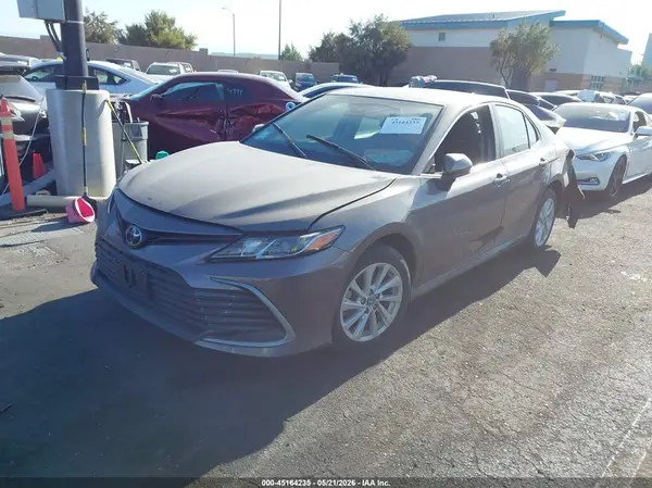 4T1C11AK7RU842786 2024 TOYOTA CAMRY - Image 2