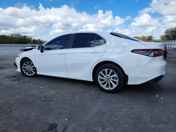 4T1C11AK7RU844201 2024 TOYOTA CAMRY - Image 2