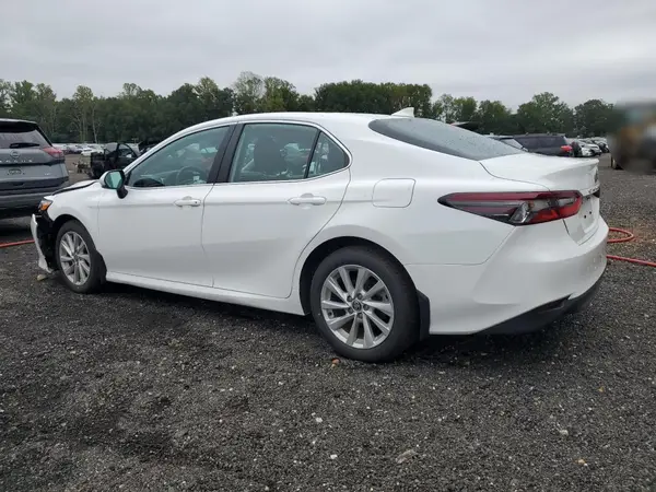 4T1C11AK7RU855778 2024 TOYOTA CAMRY - Image 2