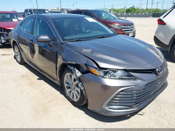 4T1C11AK7RU856879 2024 TOYOTA CAMRY - Image 1