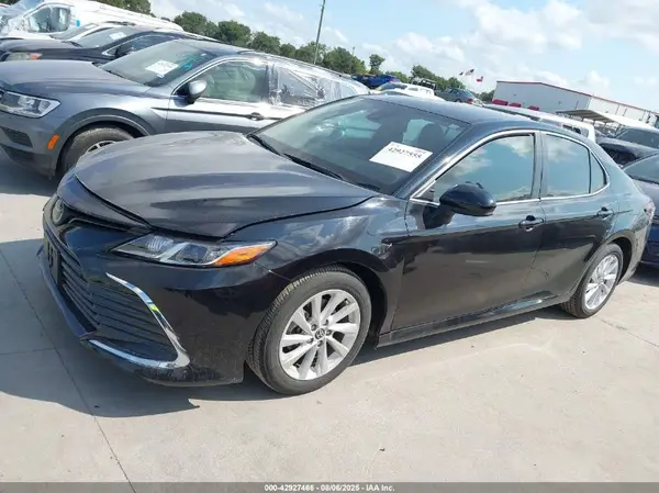 4T1C11AK7RU863332 2024 TOYOTA CAMRY - Image 2