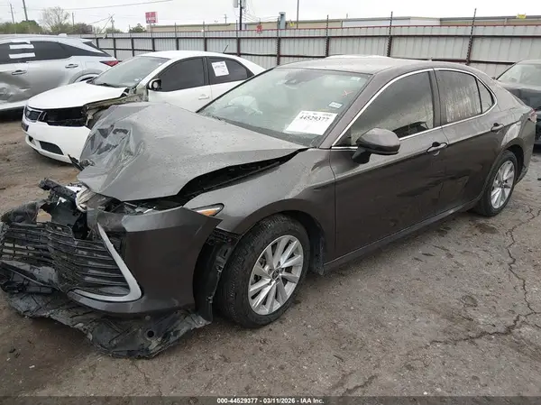 4T1C11AK7RU872841 2024 TOYOTA CAMRY - Image 2