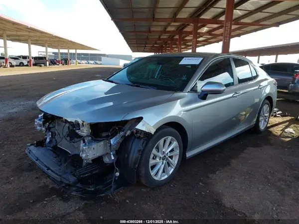 4T1C11AK7RU876338 2024 TOYOTA CAMRY - Image 2