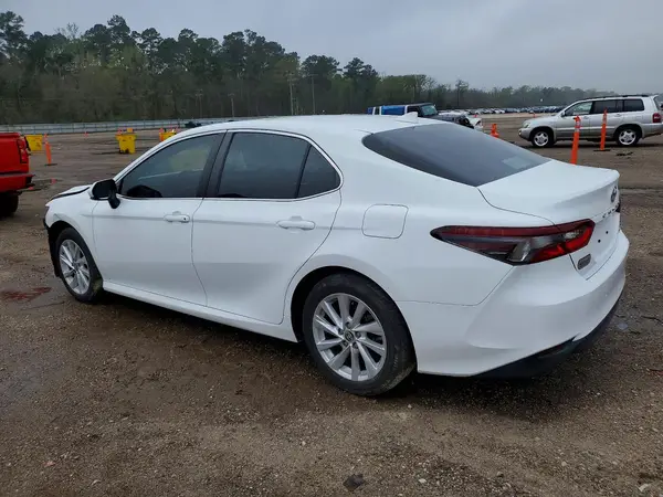 4T1C11AK7RU878249 2024 TOYOTA CAMRY - Image 2