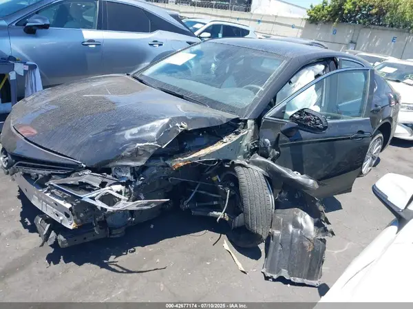 4T1C11AK7RU879594 2024 TOYOTA CAMRY - Image 2